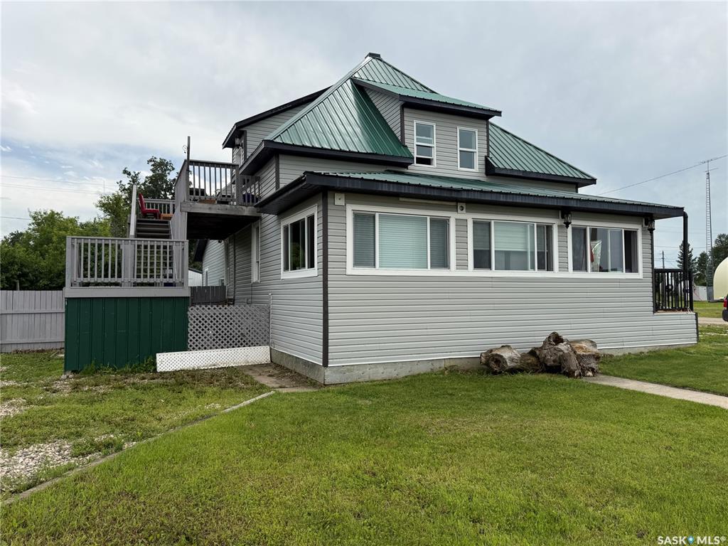 707 Railway Avenue, SK041670, Saskatchewan,