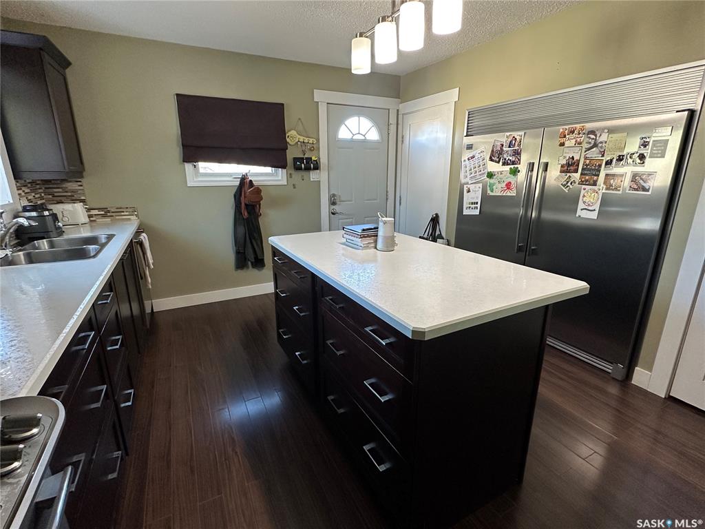 Fifth View of 320 Government Road, Weyburn, Saskatchewan, S4H 2A8