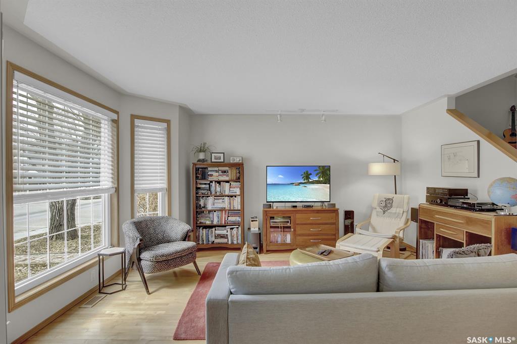 Fourth View of 2734 Victoria Avenue, Cathedral RG, Regina, Saskatchewan, S4T 1K3