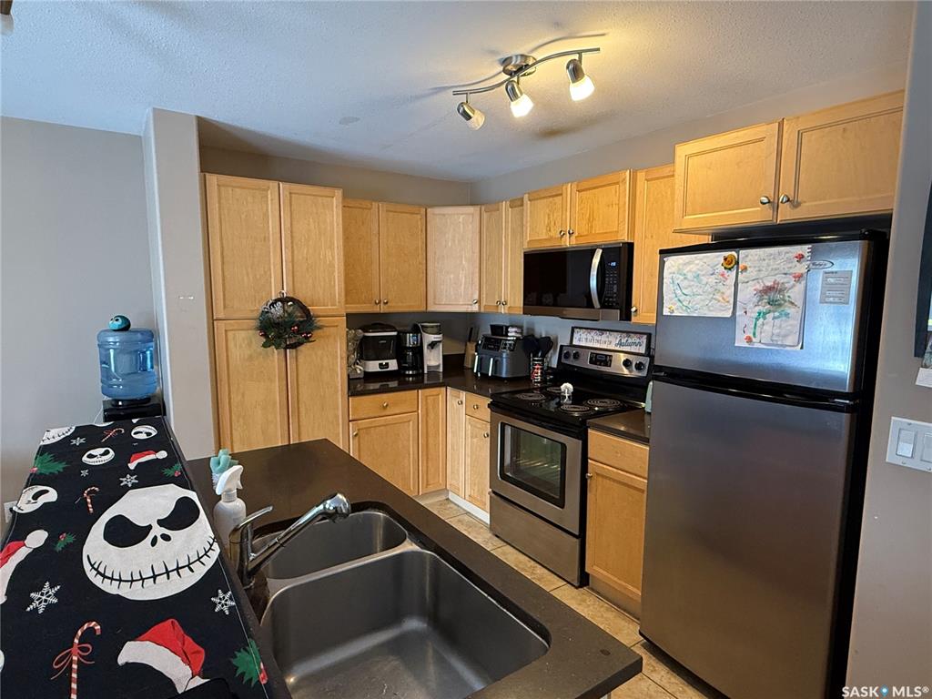Fourth View of 1795 Clark Avenue #4, Weyburn, Saskatchewan, S4H 3L3