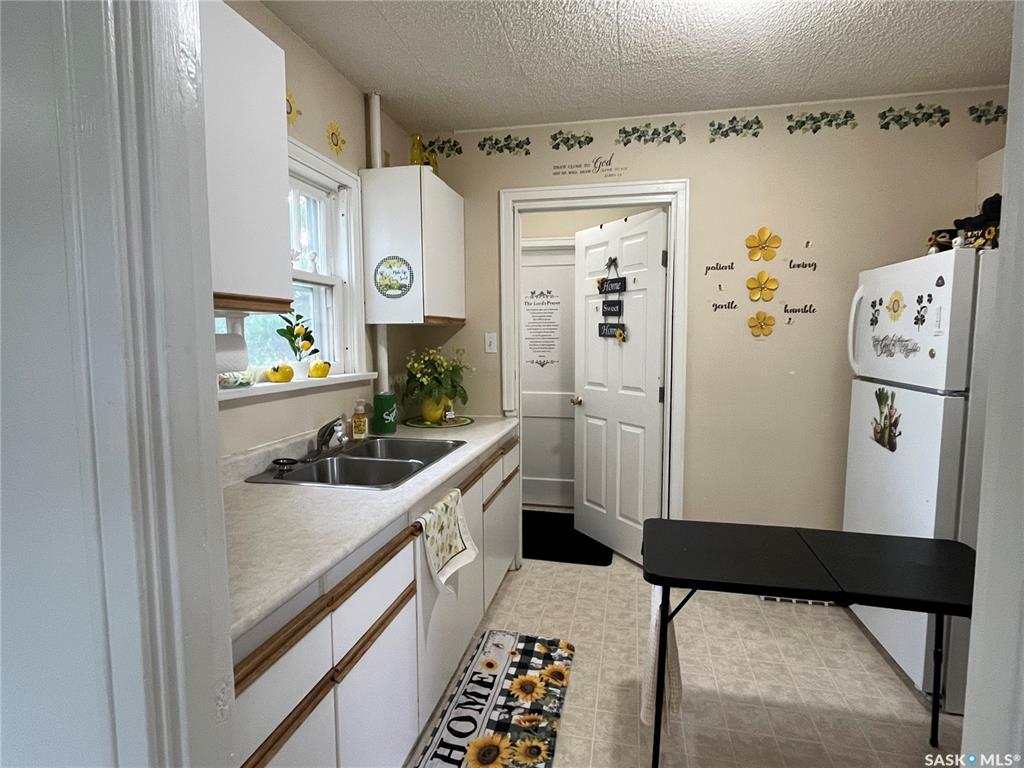 Second View of 1501 3rd Street, Westview EV, Estevan, Saskatchewan, S4A 0S5