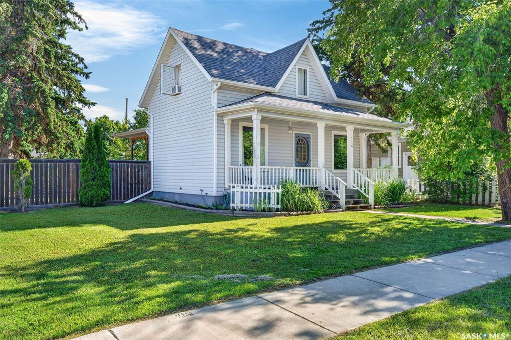 116 Stovel Avenue W, SK041801, Saskatchewan,
