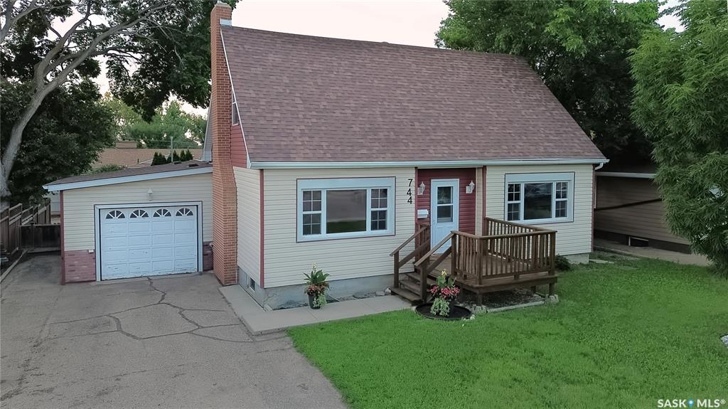 744 Saskatchewan Street W, SK041833, Saskatchewan,