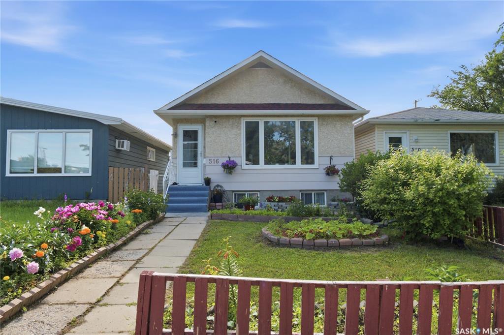 MLS® listing #SK041865 for sale located at 516 Hamilton Street