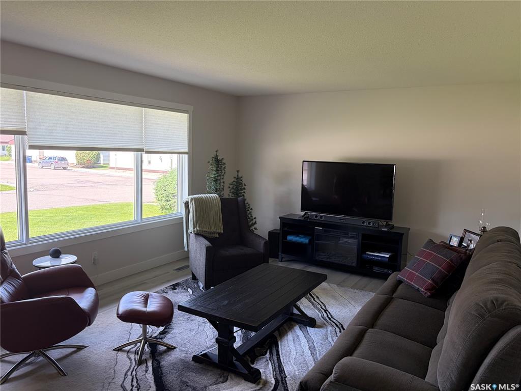 Fourth View of 201 1st Street, Kelvington, Saskatchewan, S0A 1W0