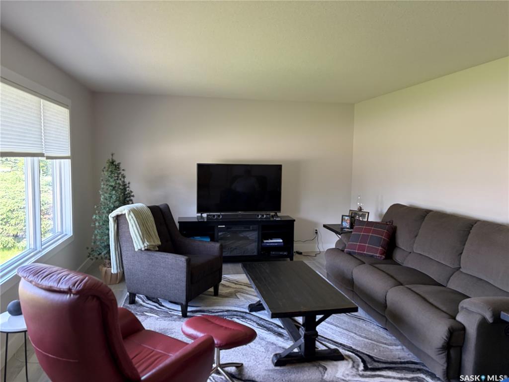 Fifth View of 201 1st Street, Kelvington, Saskatchewan, S0A 1W0