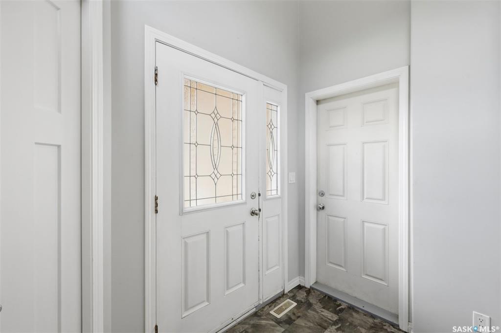 Fifth View of 123 Henick Crescent, Hampton Village, Saskatoon, Saskatchewan, S7R 0J9