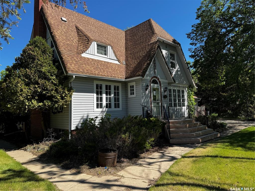 215 7th Avenue E, SK041904, Saskatchewan,