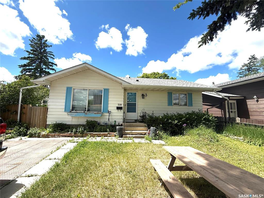 MLS® listing #SK041947 for sale located at 350 Rose Street