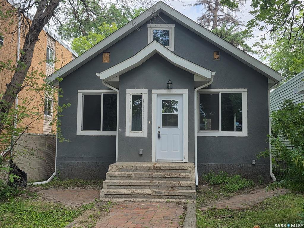 102 32nd Street W, SK041956, Saskatchewan,