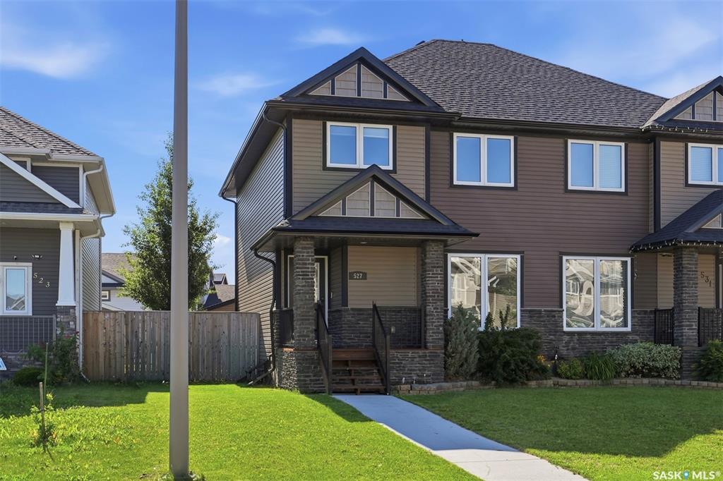 Second View of 527 Pringle Crescent, Stonebridge, Saskatoon, Saskatchewan, S7T 0S7