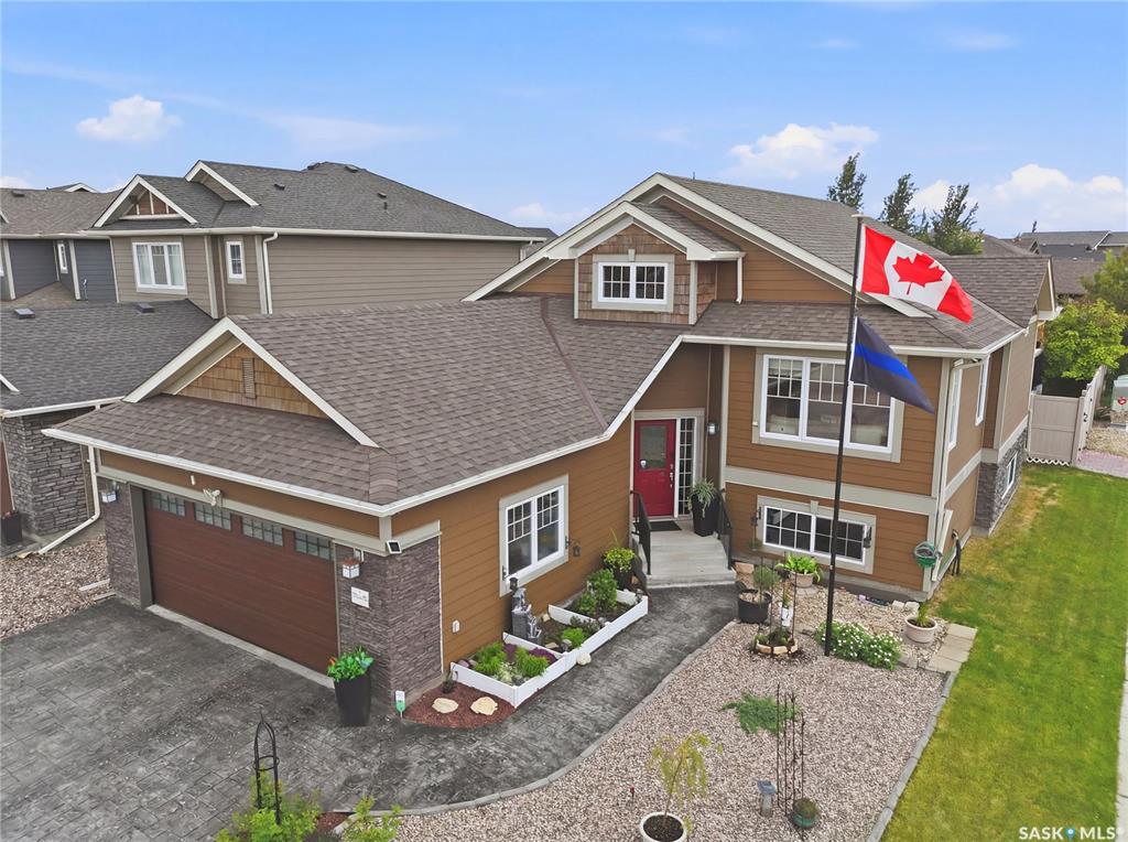 303 East Hampton Boulevard E, SK041997, Saskatchewan,