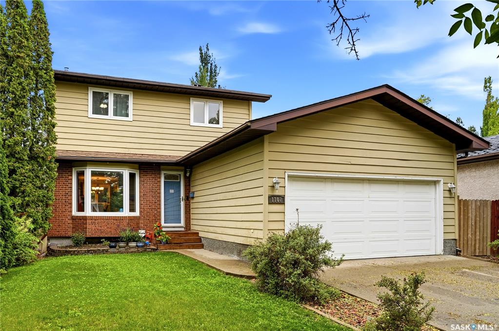 MLS® listing #SK042045 for sale located at 1107 Ferguson Crescent