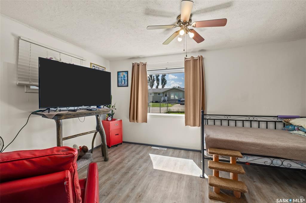 Third View of 150 31st Street E, East Hill, Prince Albert, Saskatchewan, S6V 1Z9