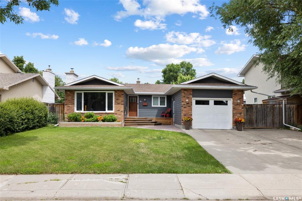 MLS® listing #SK042206 for sale located at 34 Plainsview Drive