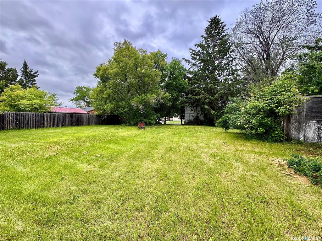 Fifth View of 512 Maple Street, Esterhazy, Saskatchewan, S0A 0X0
