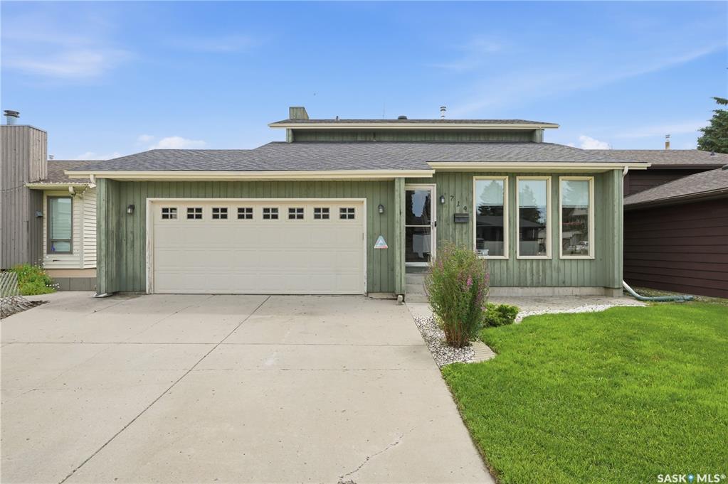 714 Delaronde Crescent, SK042313, Saskatchewan,