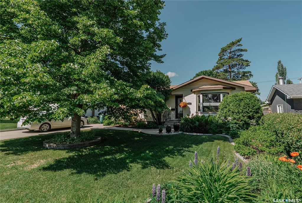 2704 Preston Avenue S, SK042362, Saskatchewan,