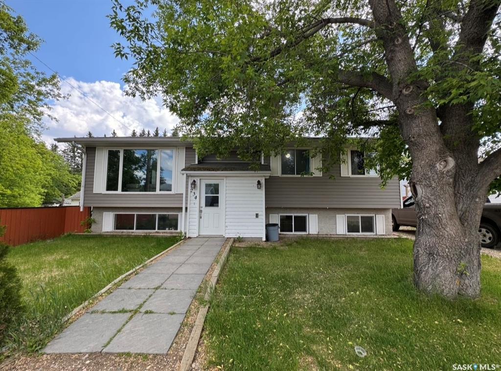 234 1 A Avenue, SK042409, Saskatchewan,