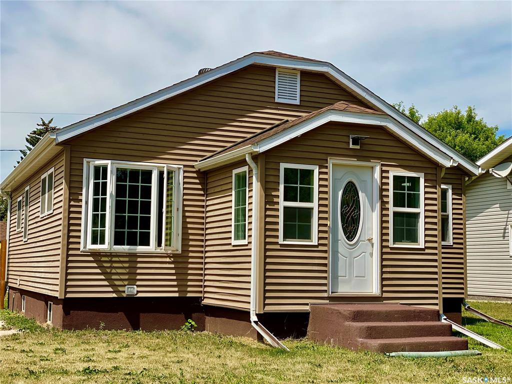 120 3rd Street W, SK042461, Saskatchewan,