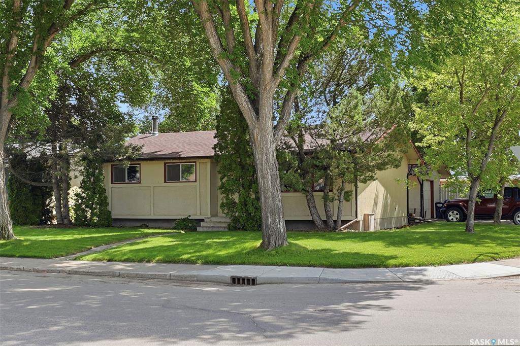 2145 37th Street W, SK042495, Saskatchewan,