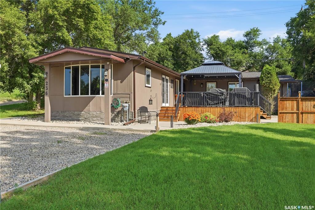 MLS® listing #SK042527 for sale located at 236 Osborne Avenue