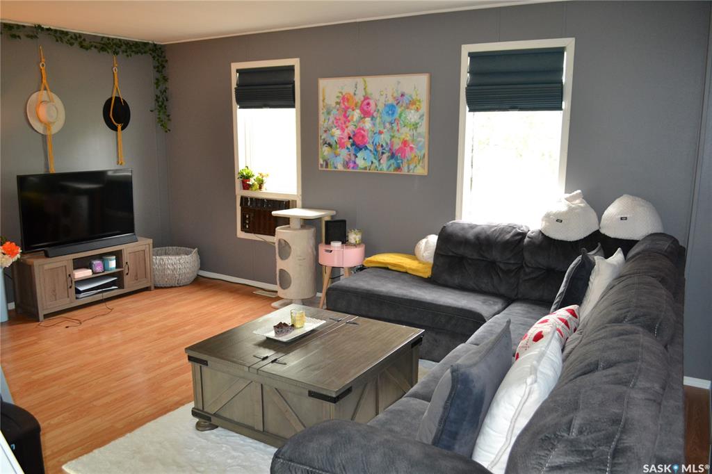 Fifth View of 309 1st Avenue W, Kindersley, Saskatchewan, S0L 1S0