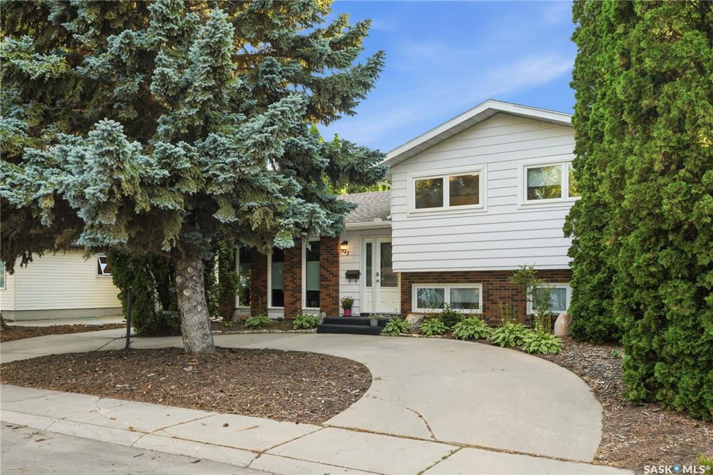242 Candle Crescent, SK042550, Saskatchewan,