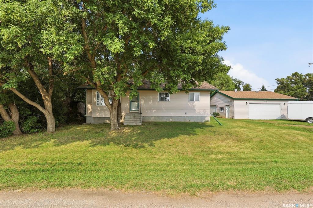 Main View of 114 First Avenue W, Vanscoy, Saskatchewan, S0L 3J0