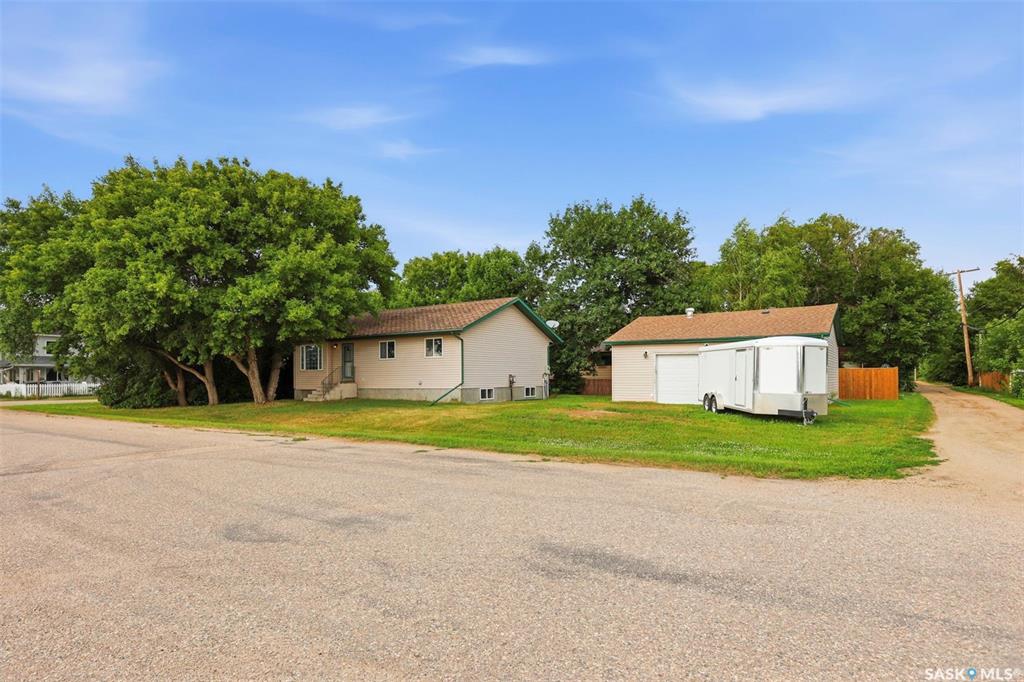 Second View of 114 First Avenue W, Vanscoy, Saskatchewan, S0L 3J0