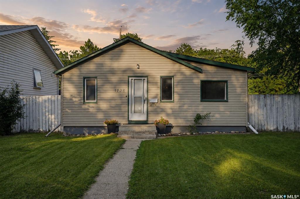 1728 2nd Avenue N, SK042555, Saskatchewan,