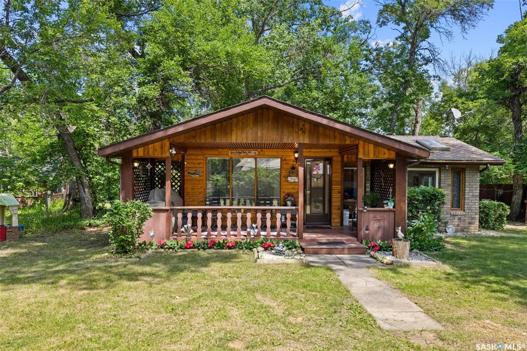 MLS® listing #SK042584 for sale located at 31 F 2 Smales Crescent