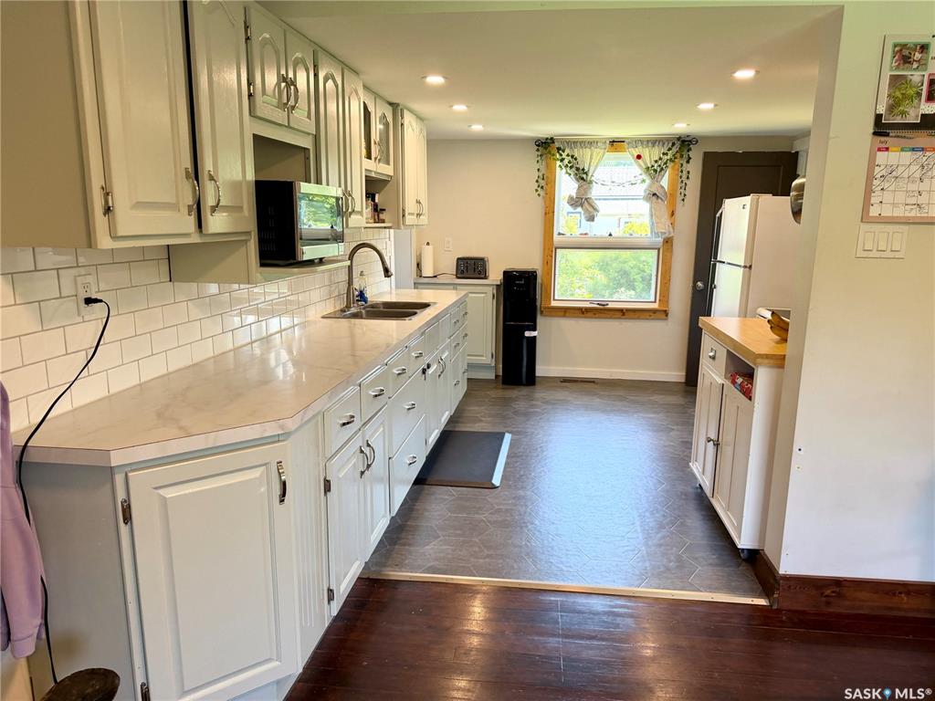 Fifth View of 402 4th Street, Medstead, Saskatchewan, S0M 1W0