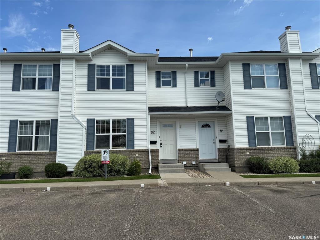 Second View of 203 Herold Terrace #82, Lakewood S.C., Saskatoon, Saskatchewan, S7V 1H5