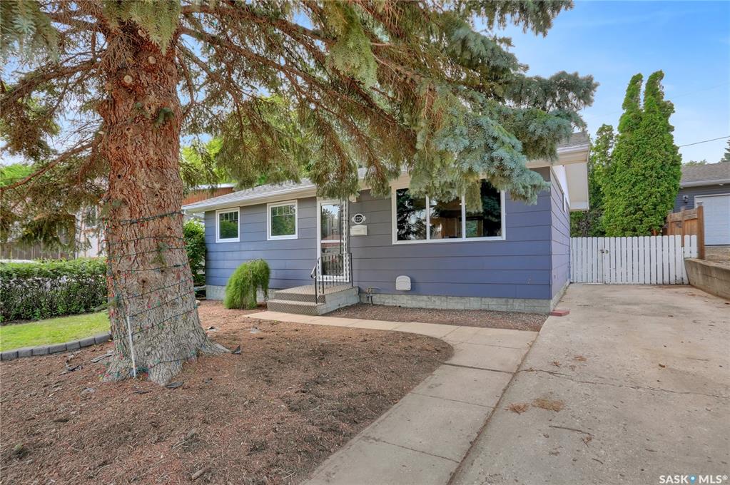 1228 Athabasca Street W, SK042651, Saskatchewan,