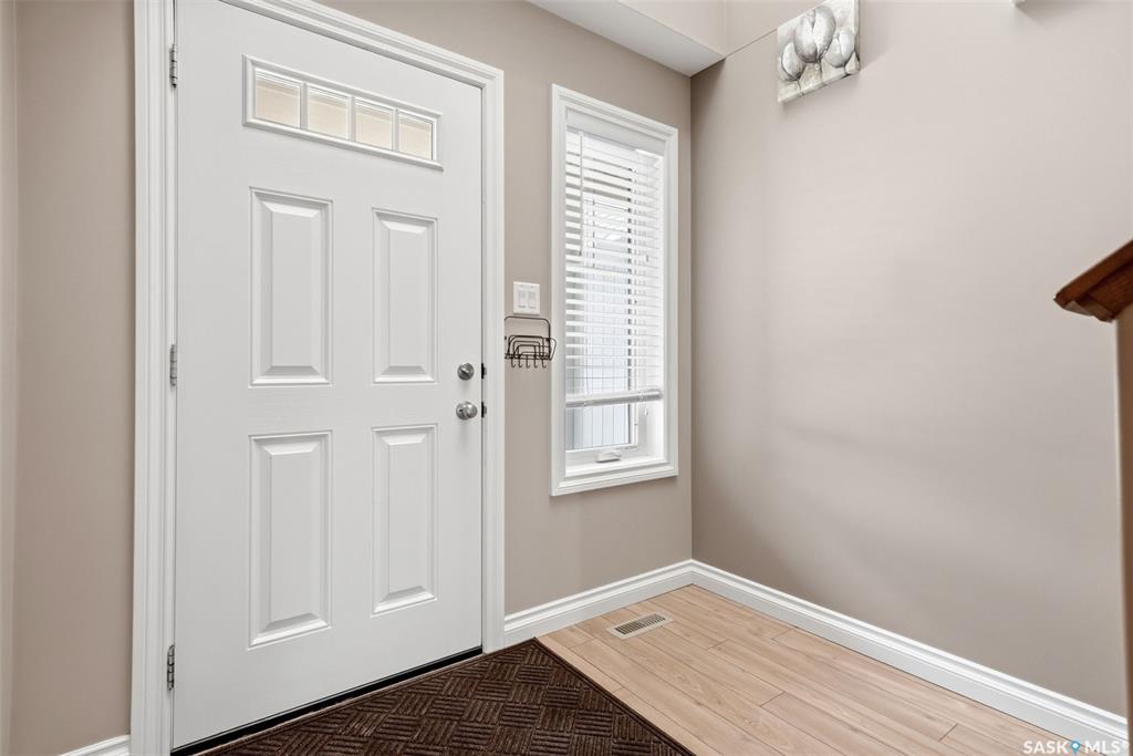 Third View of 837 Connaught Street, Rosemont, Regina, Saskatchewan, S4T 6S3