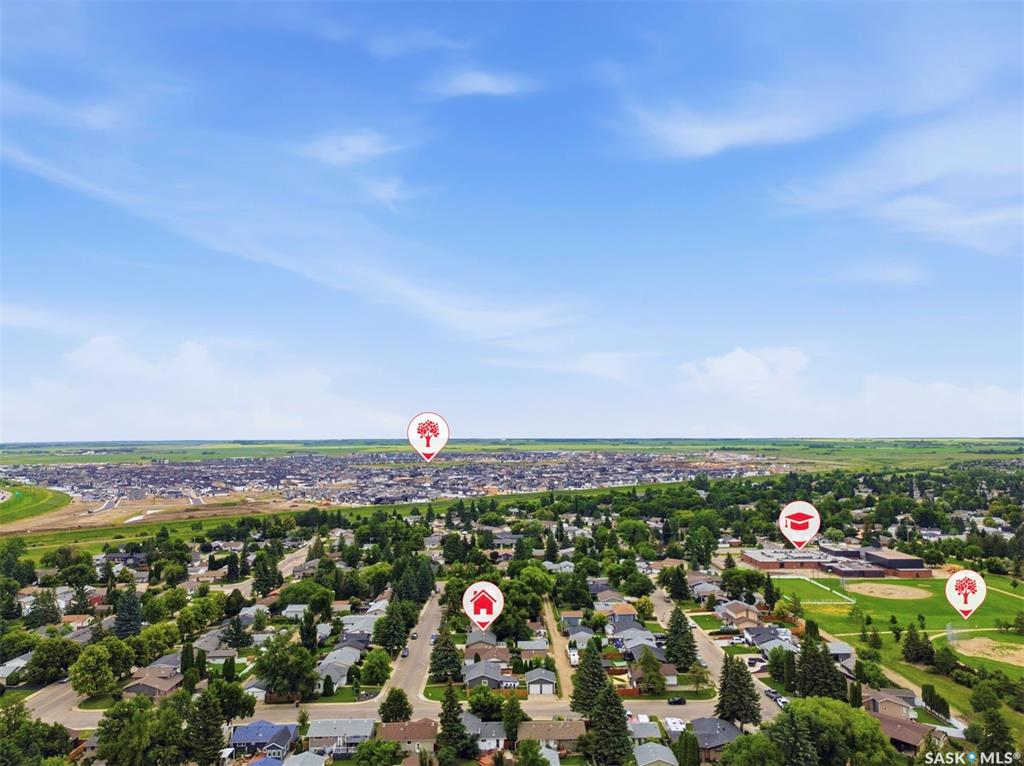 Second View of 210 Laval Crescent, East College Park, Saskatoon, Saskatchewan, S7H 4N7