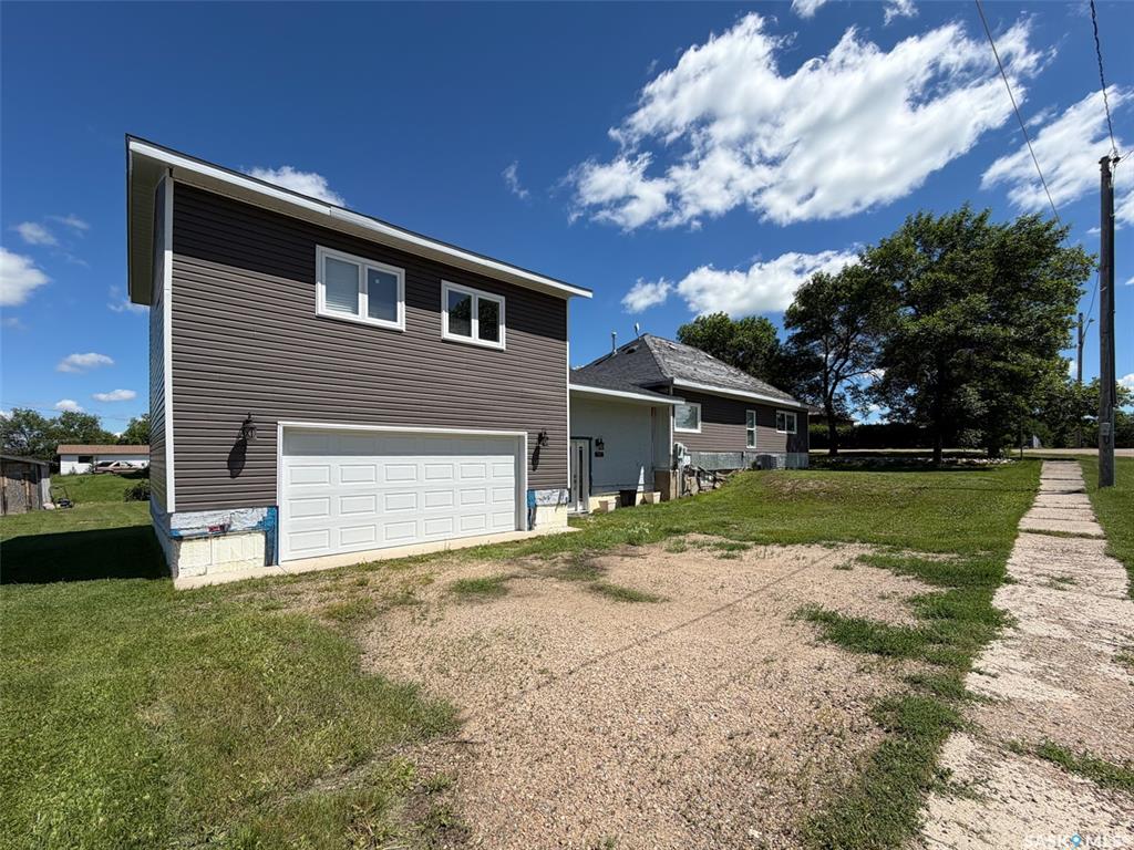 Third View of 295 Ensign Street, Pennant, Saskatchewan, S0N 1X0