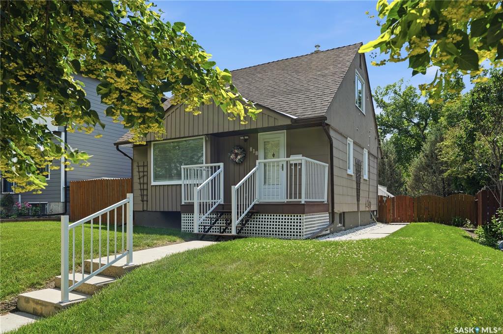 818 5th Street E, SK042714, Saskatchewan,