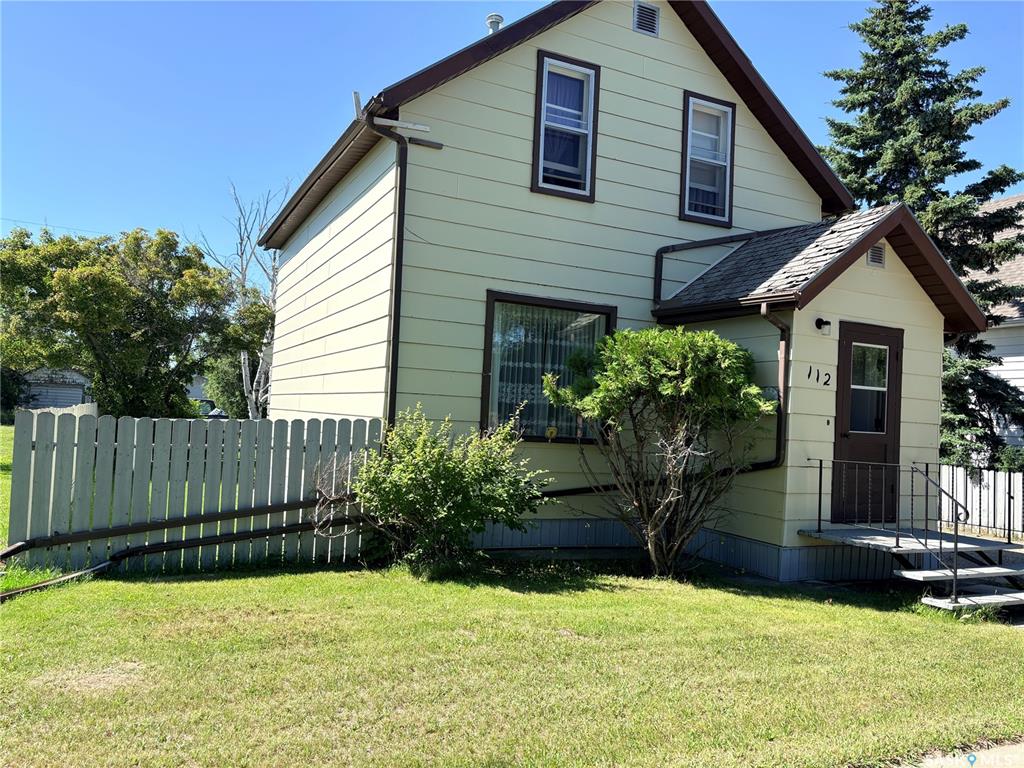 Second View of 112 2nd Avenue W, Eatonia, Saskatchewan, S0L 0Y0