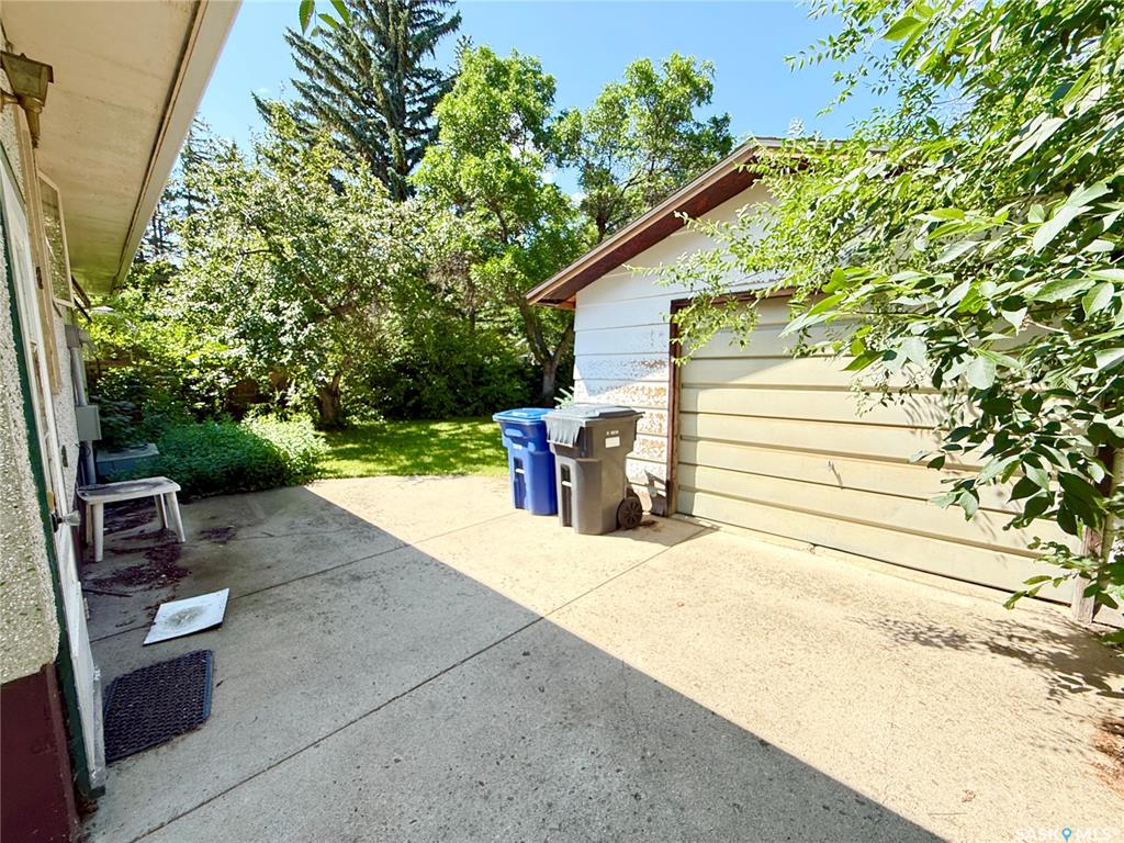 Second View of 1117 Hartney Avenue, Weyburn, Saskatchewan, S4H 0L9