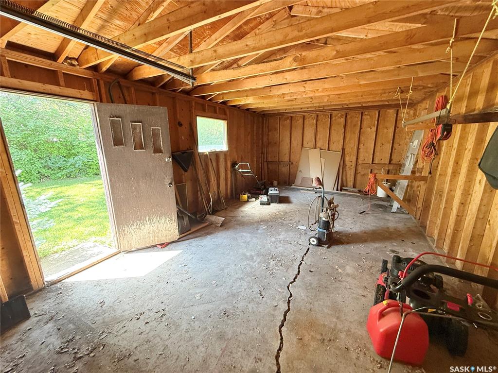Fifth View of 1117 Hartney Avenue, Weyburn, Saskatchewan, S4H 0L9