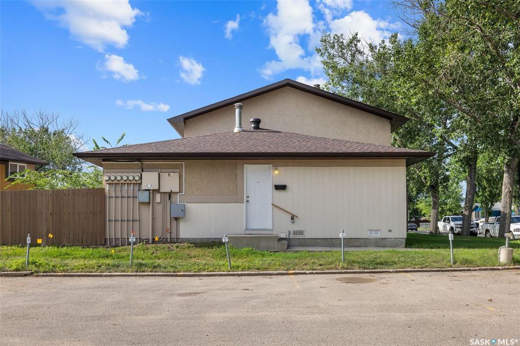 Third View of 1342 Brown Street, Glencairn Village, Regina, Saskatchewan, S4N 5M3