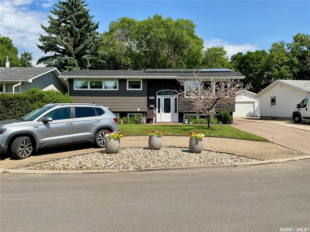 MLS® listing #SK042789 for sale located at 30 Rosewood Place