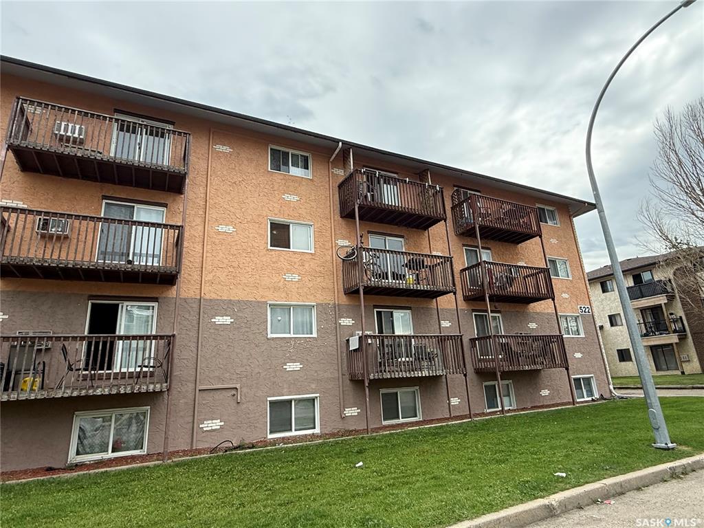 522 X Avenue S #403, SK042938, Saskatchewan,