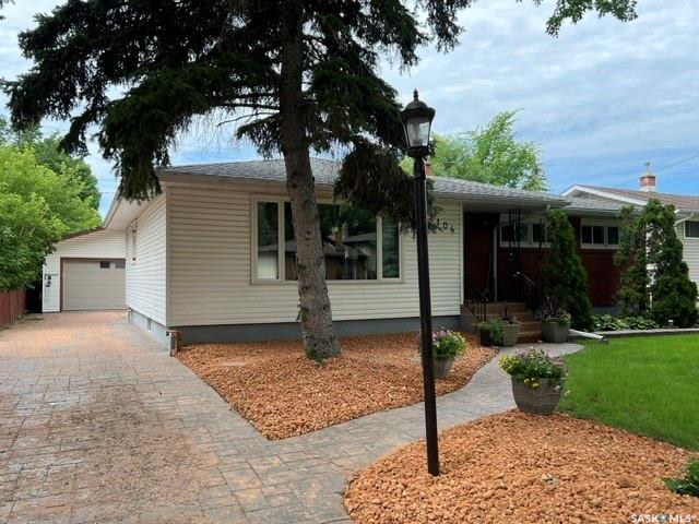 MLS® listing #SK042963 for sale located at 104 Marsh Crescent