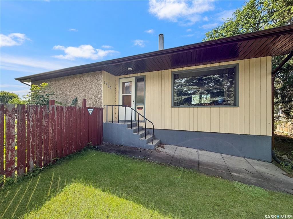 1700 15th Avenue W, SK042975, Saskatchewan,