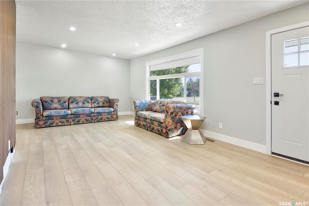 Fifth View of 1614 Mckercher Drive, Wildwood, Saskatoon, Saskatchewan, S7H 5E1