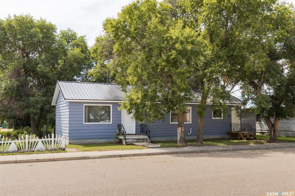 402 Grand Avenue, SK043073, Saskatchewan,