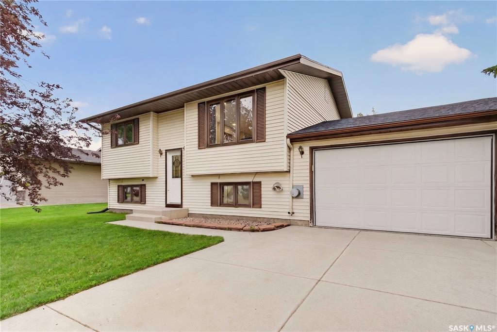 417 Fehr Crescent, SK043125, Saskatchewan,